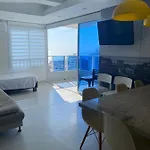 Lujoso Apartamento 2112