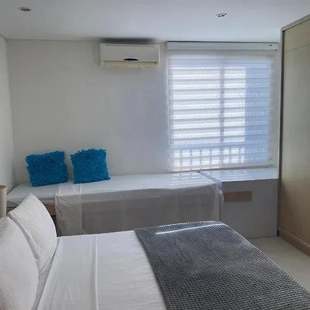 Lujoso Apartamento 2112 *